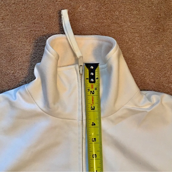 The Limited Women’s Stretch Vest - Picture 6 of 8